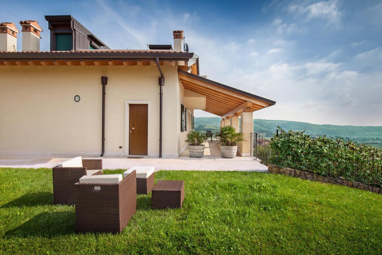 Villa Oleandri ซานเปียโตร อิน กาเรียโน ภายนอก รูปภาพ